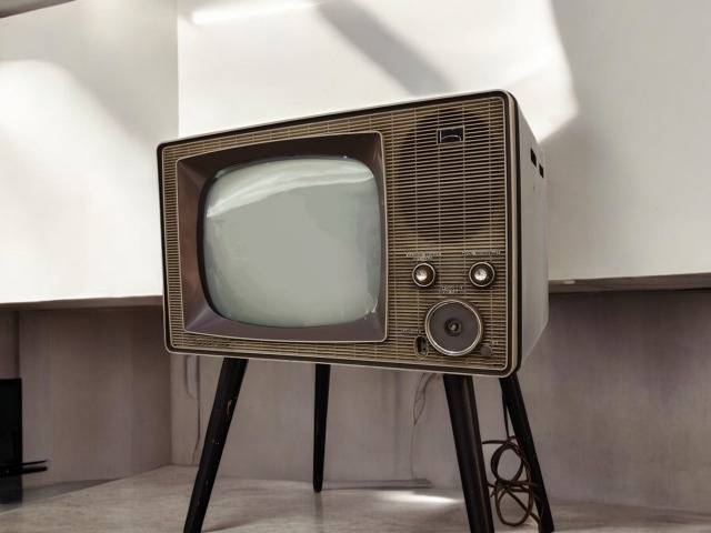 ４月２１日(月)　民放の日