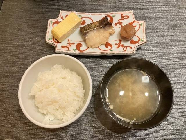 4月13日(月) 一汁三菜の日