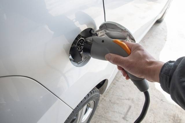 ５月２０日(水)　電気自動車の日