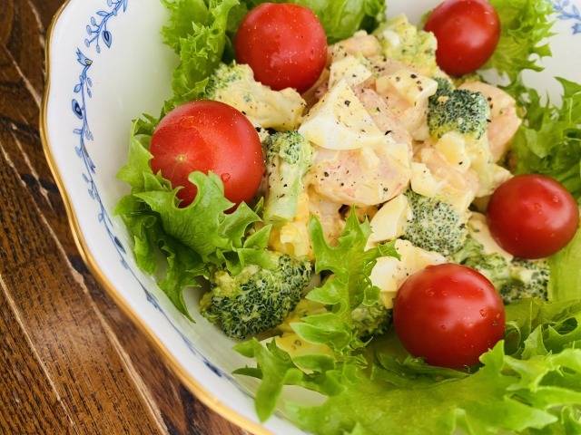 ７月６日(月)　サラダ記念日